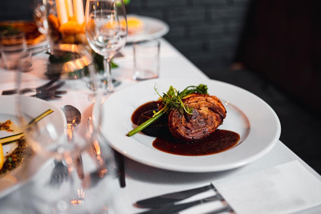Borough Arms Hotel Newcastle-under-Lyme Esterno foto